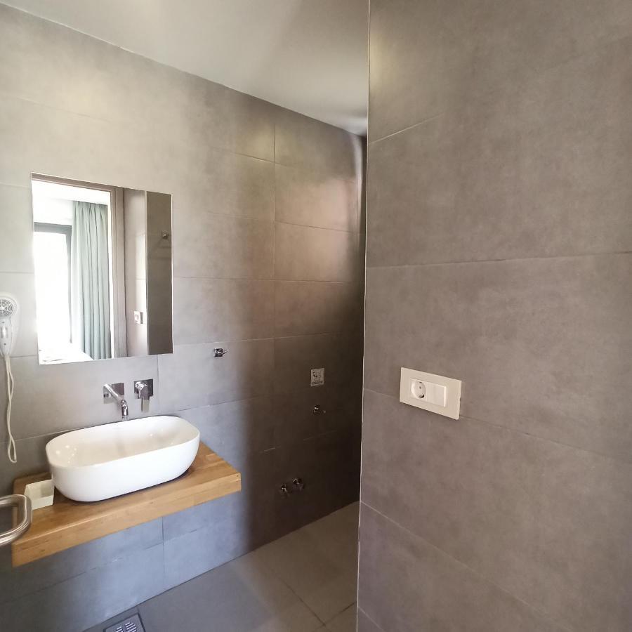 Trianon Studios Планос Екстер'єр фото